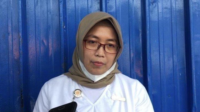 Kepala bulog bulukumba sumsel ervina zulaeha.jpg